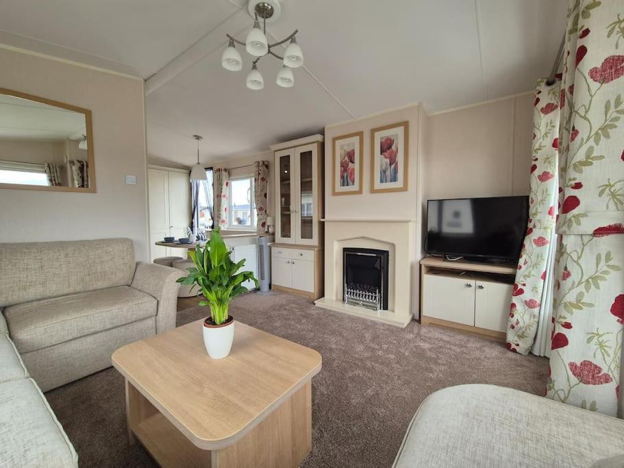 Amazing 2Bedroom Caravan In Lincoln, Tattershall Buitenkant foto